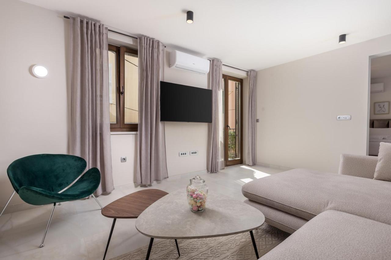 Apartmani Dogas ツリクヴェニツァ エクステリア 写真