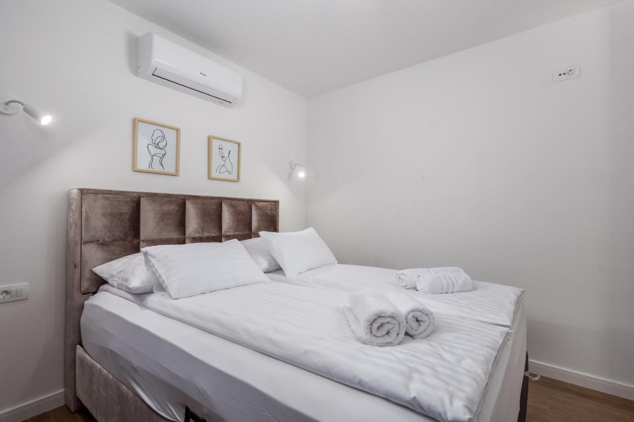 Apartmani Dogas ツリクヴェニツァ エクステリア 写真